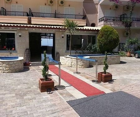 Coralli Holidays Loutra  Kültér fotó