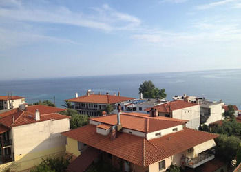 Coralli Holidays Loutra  Kültér fotó